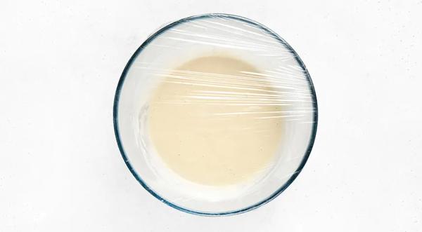 Жареные пирожки с солеными огурцами